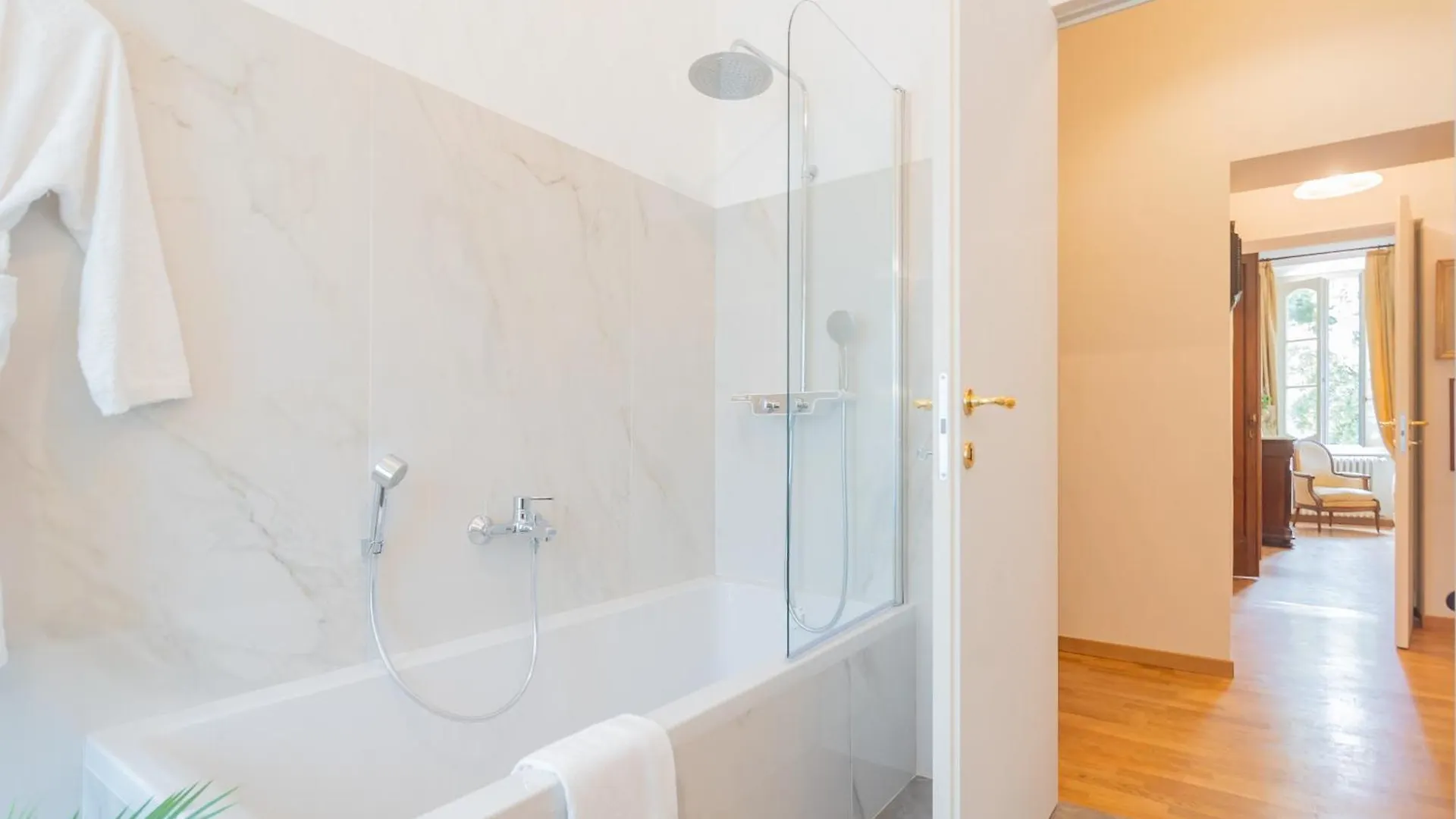 Luxury Apartments In Villa Cardinal Ciceri By Rent All Como San Fermo della Battaglia 0*,  Italy