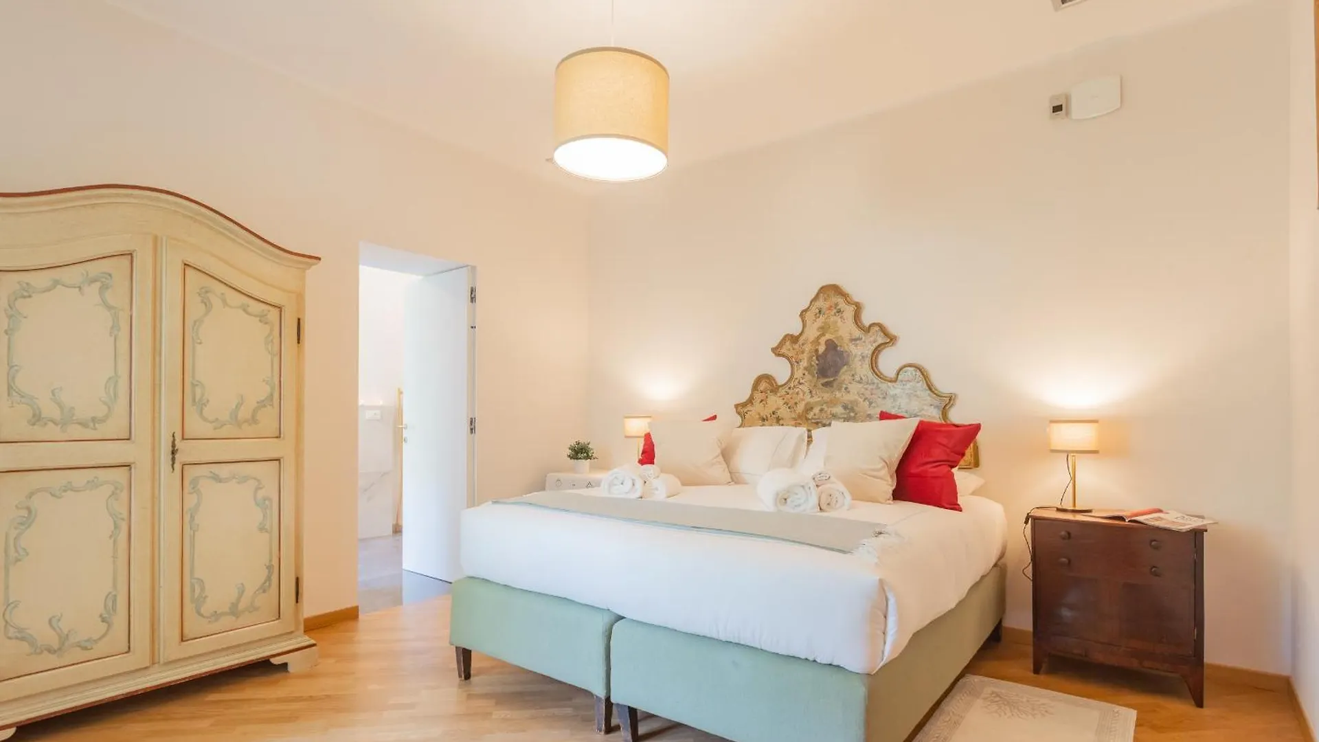 Luxury Apartments In Villa Cardinal Ciceri By Rent All Como San Fermo della Battaglia