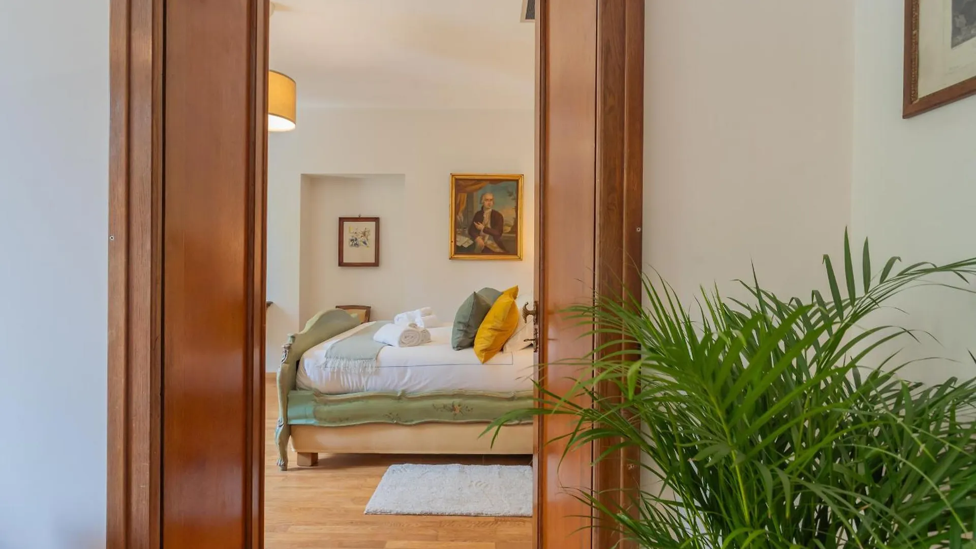 Luxury Apartments In Villa Cardinal Ciceri By Rent All Como San Fermo della Battaglia
