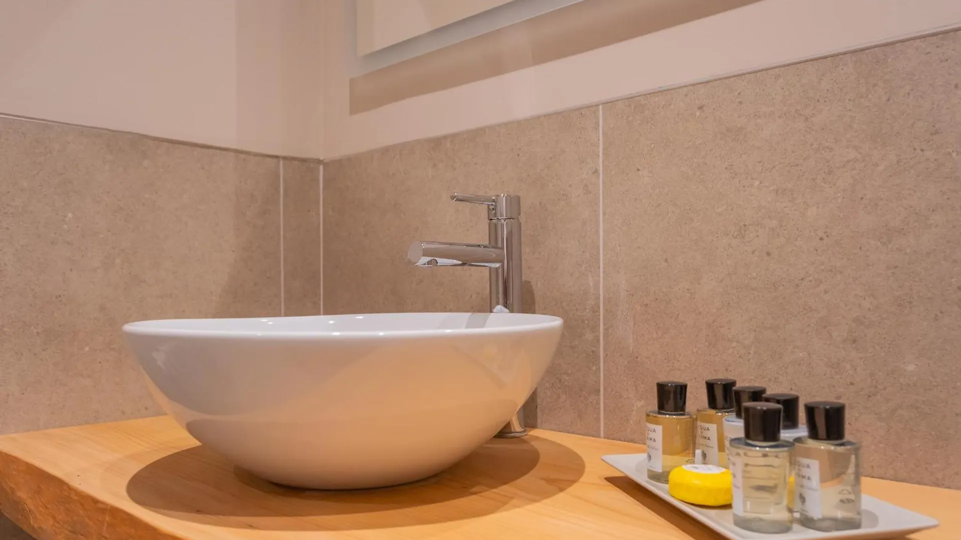 Luxury Apartments In Villa Cardinal Ciceri By Rent All Como San Fermo della Battaglia