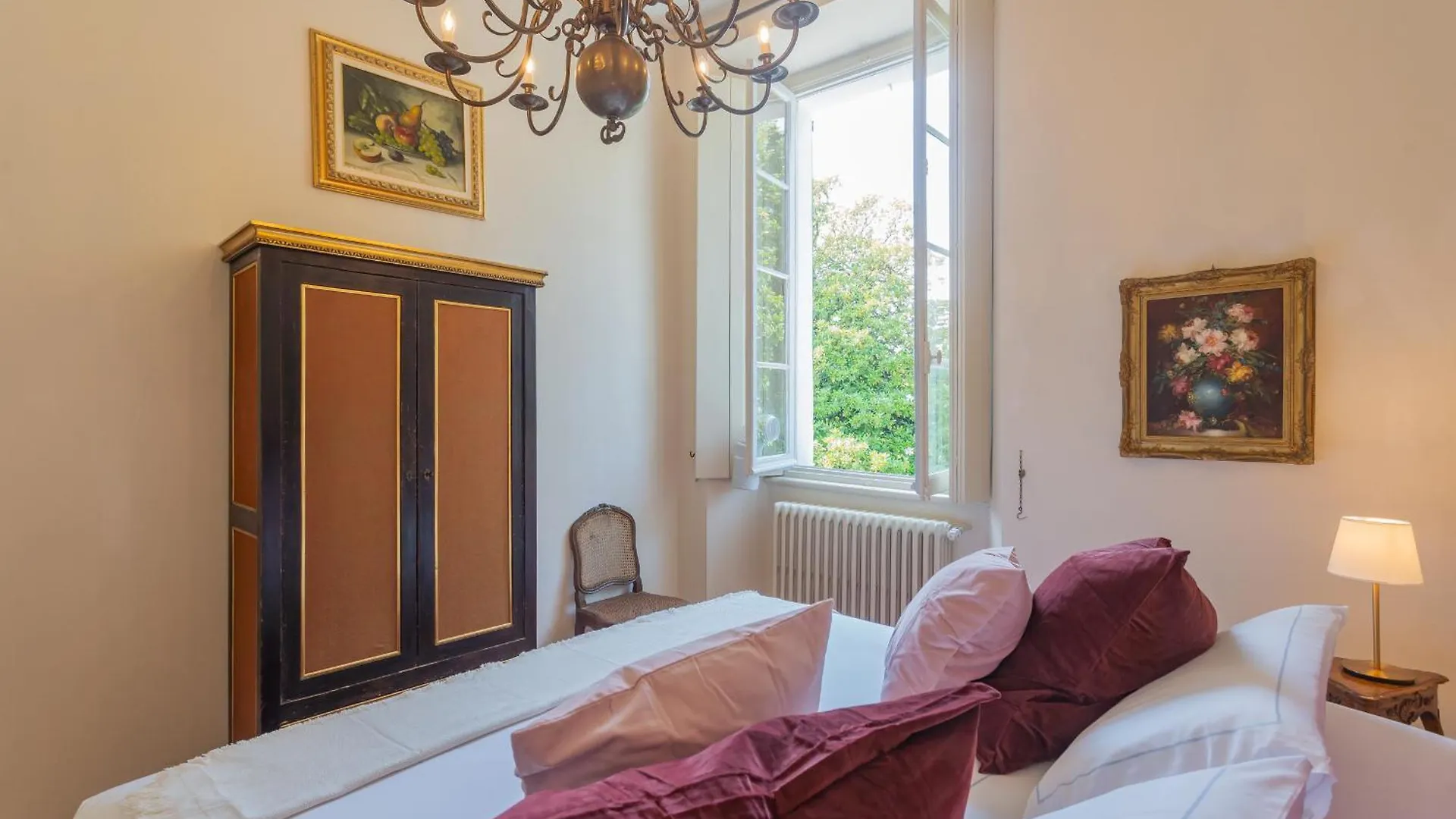 Luxury Apartments In Villa Cardinal Ciceri By Rent All Como San Fermo della Battaglia