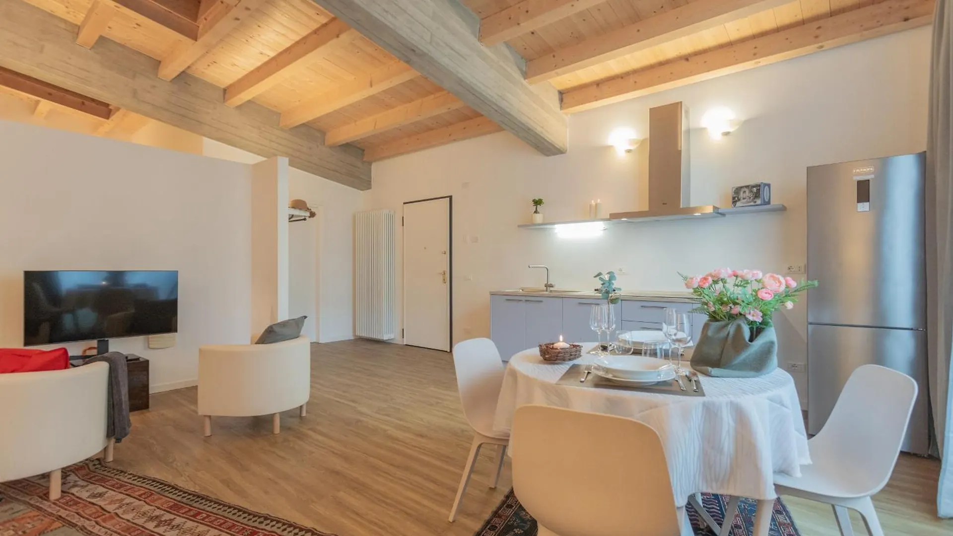 Luxury Apartments In Villa Cardinal Ciceri By Rent All Como San Fermo della Battaglia