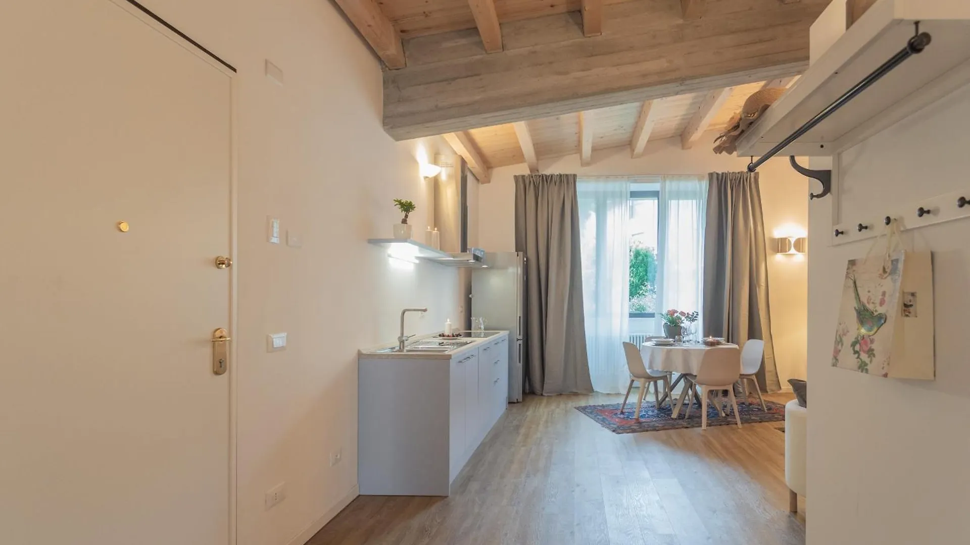 Luxury Apartments In Villa Cardinal Ciceri By Rent All Como San Fermo della Battaglia