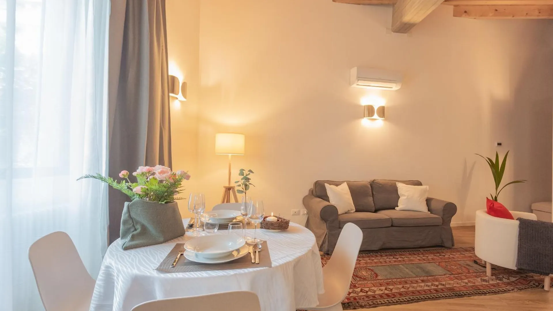 Luxury Apartments In Villa Cardinal Ciceri By Rent All Como San Fermo della Battaglia