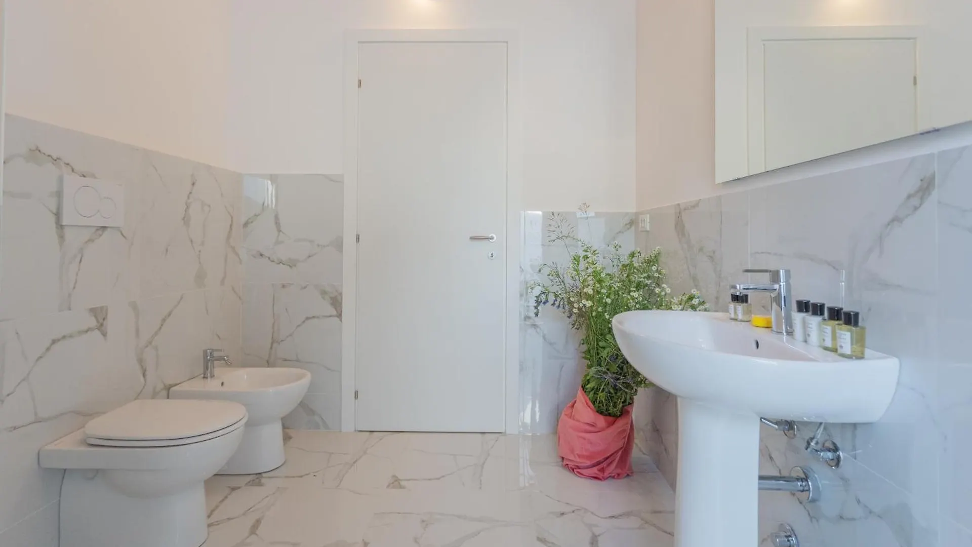 Luxury Apartments In Villa Cardinal Ciceri By Rent All Como San Fermo della Battaglia
